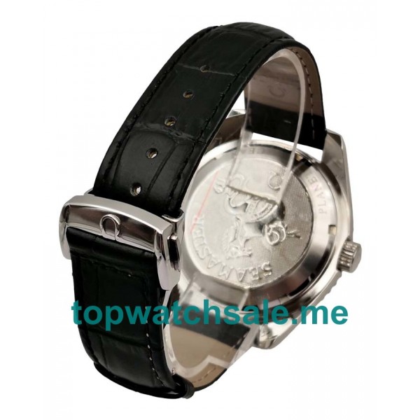 UK 44MM Black Dials Omega Seamaster Planet Ocean 215.33.44.21.01.001 Replica Watches