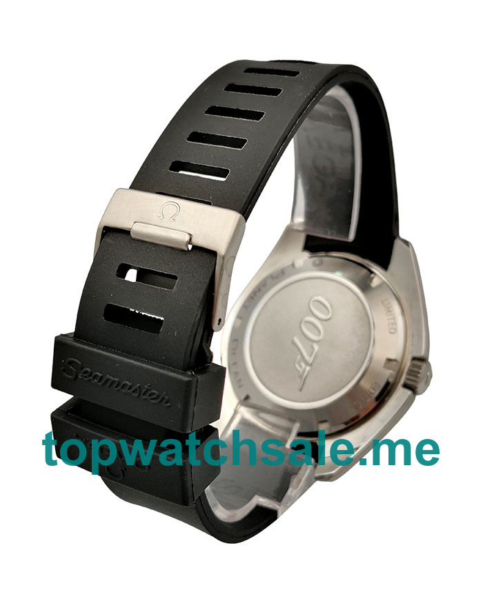 UK 43.5MM Black Dials Omega Seamaster Planet Ocean 222.30.46.20.01.001 Replica Watches